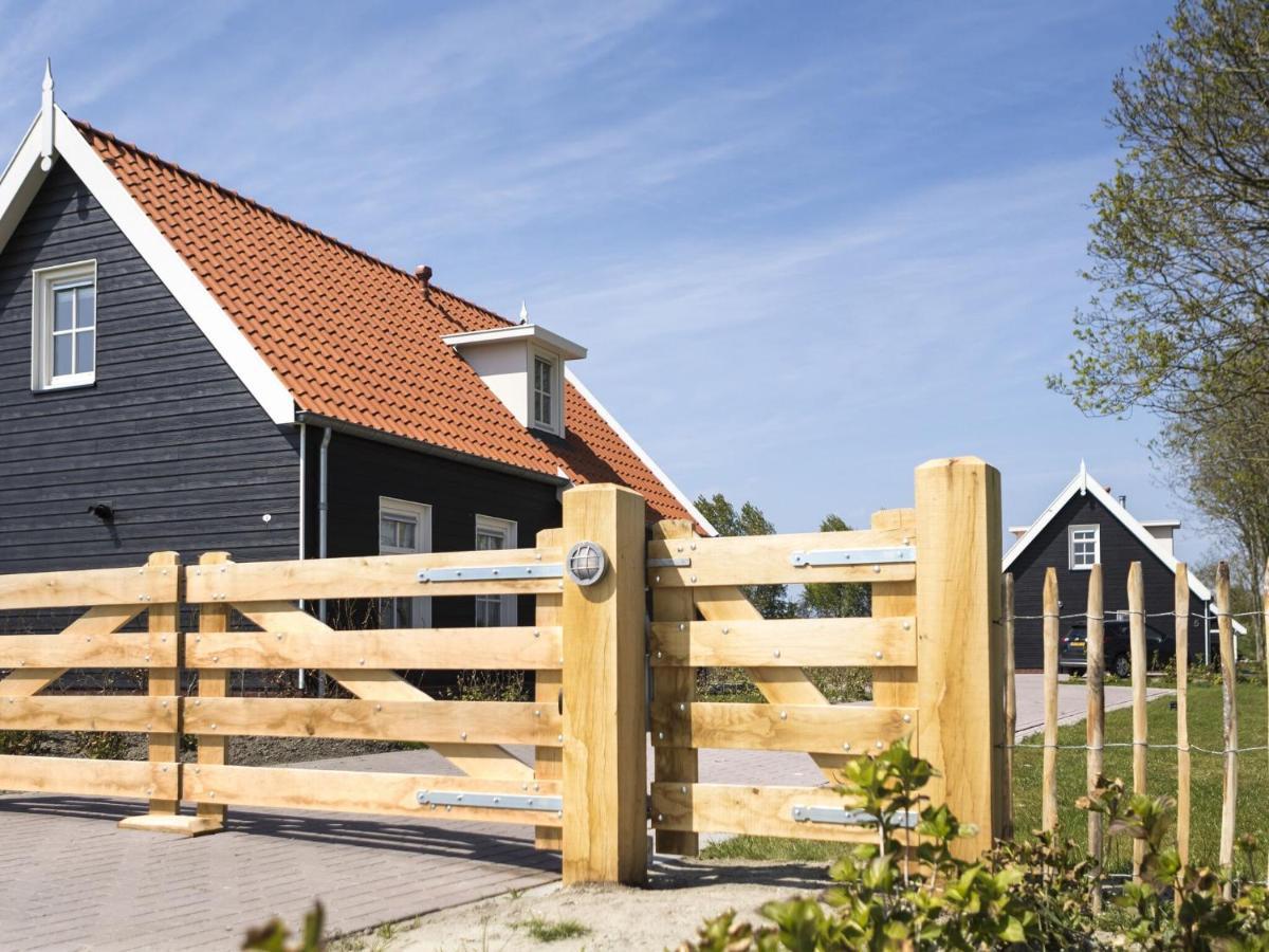 Rustic Holiday Home In Wissenkerke With Garden Екстериор снимка